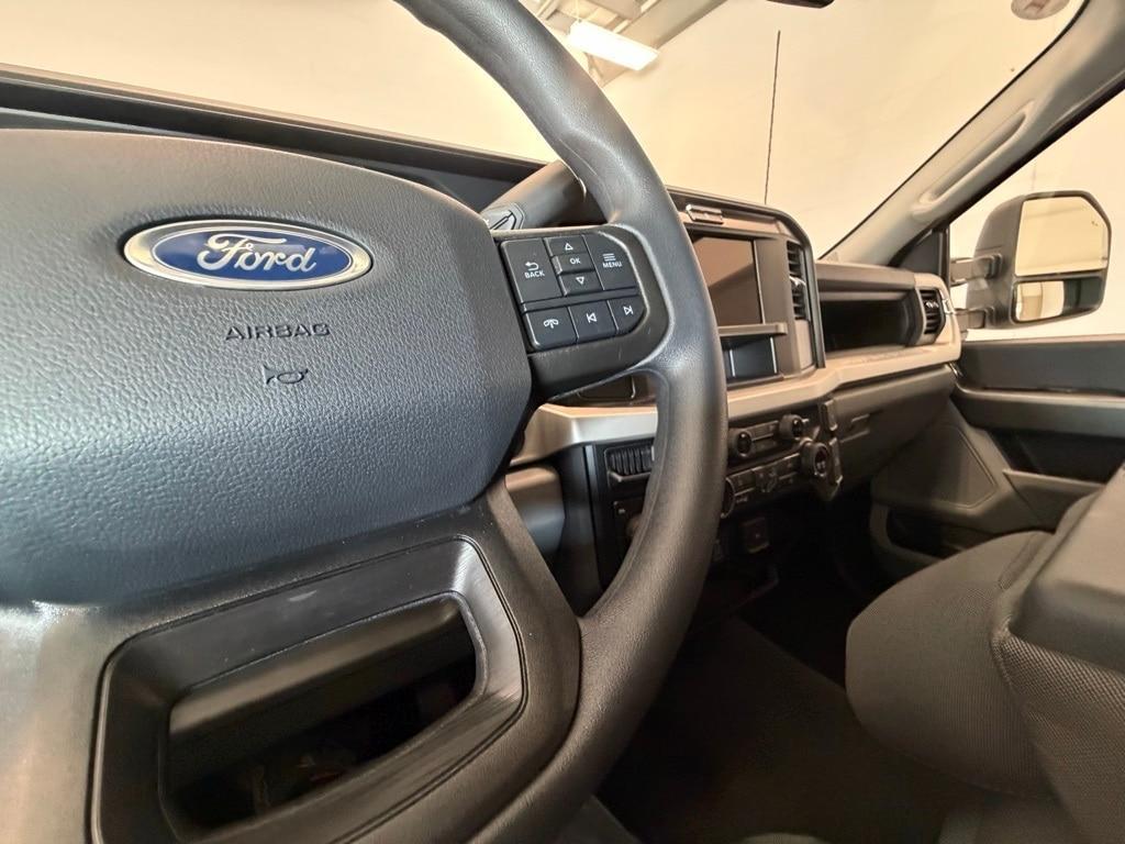 new 2026 Ford F-350 car, priced at $63,725