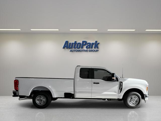 new 2024 Ford F-350 car, priced at $48,153