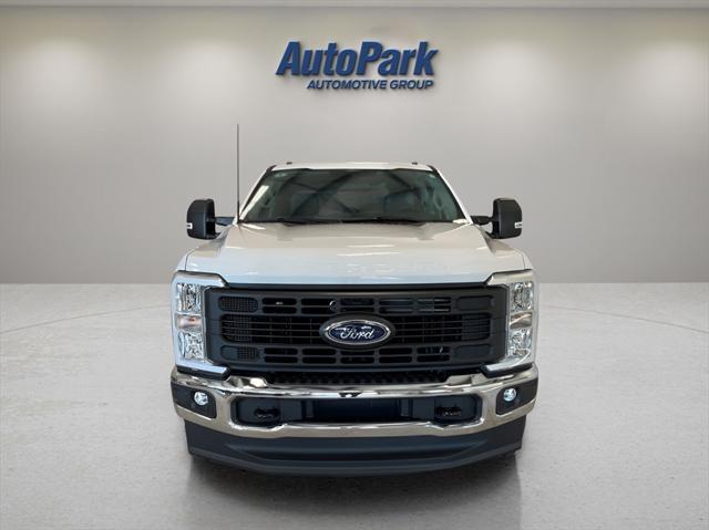 new 2024 Ford F-350 car, priced at $54,123