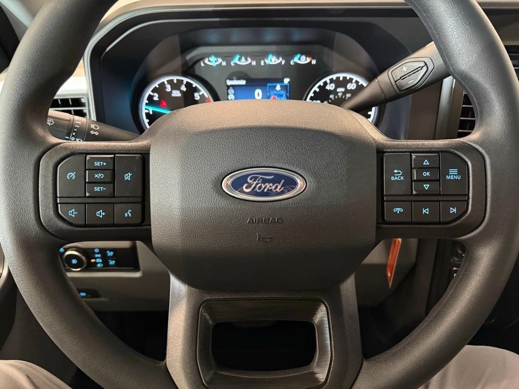 new 2025 Ford F-250 car, priced at $48,695