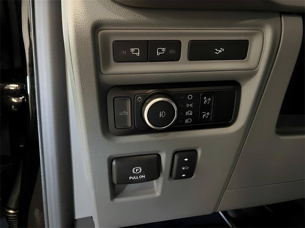 new 2024 Ford F-150 car, priced at $56,827