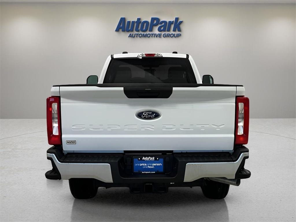 new 2025 Ford F-250 car, priced at $51,777