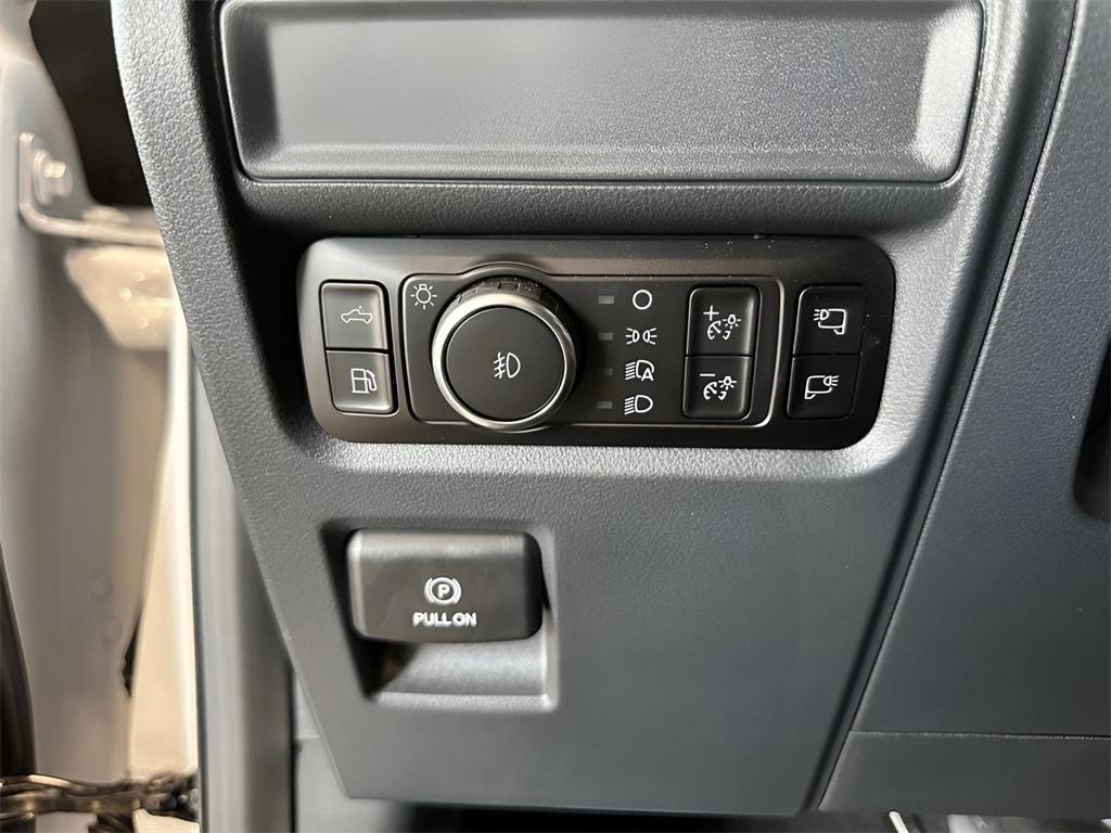 new 2025 Ford F-150 car, priced at $54,320