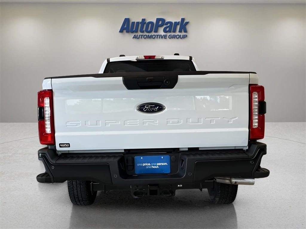 new 2025 Ford F-350 car, priced at $67,610