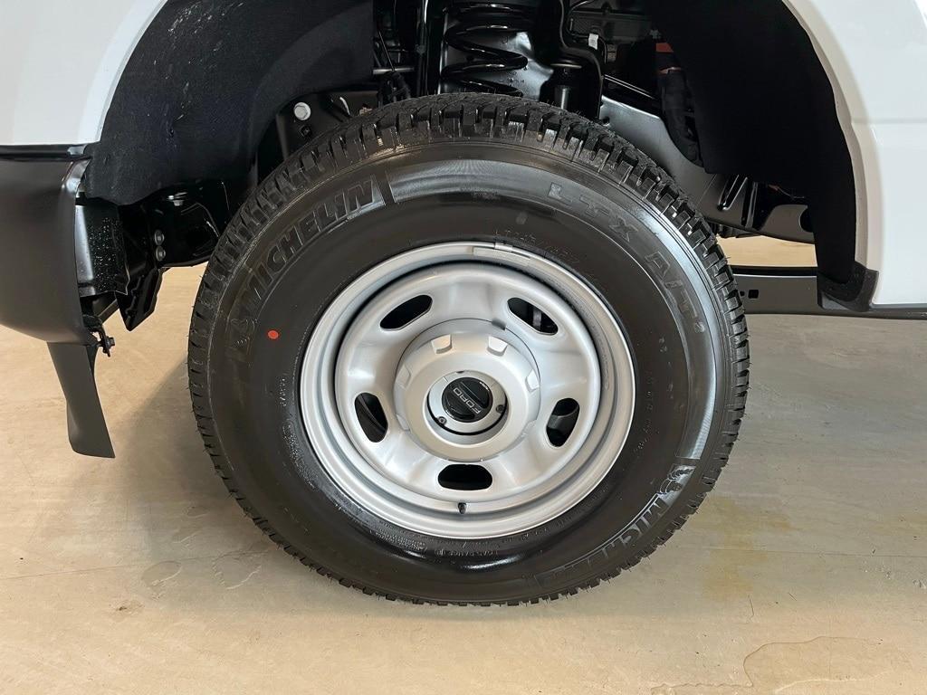 new 2025 Ford F-350 car, priced at $67,610