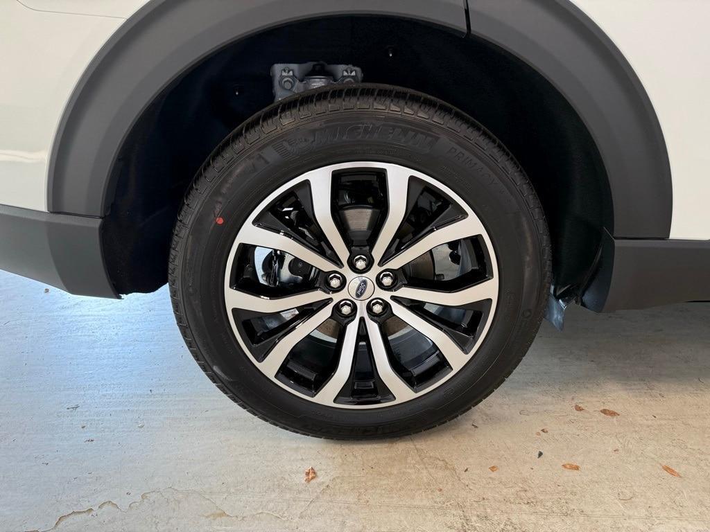 used 2025 Ford Explorer car, priced at $46,152