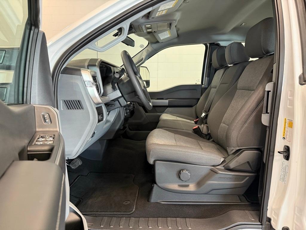 new 2025 Ford F-350 car, priced at $52,458