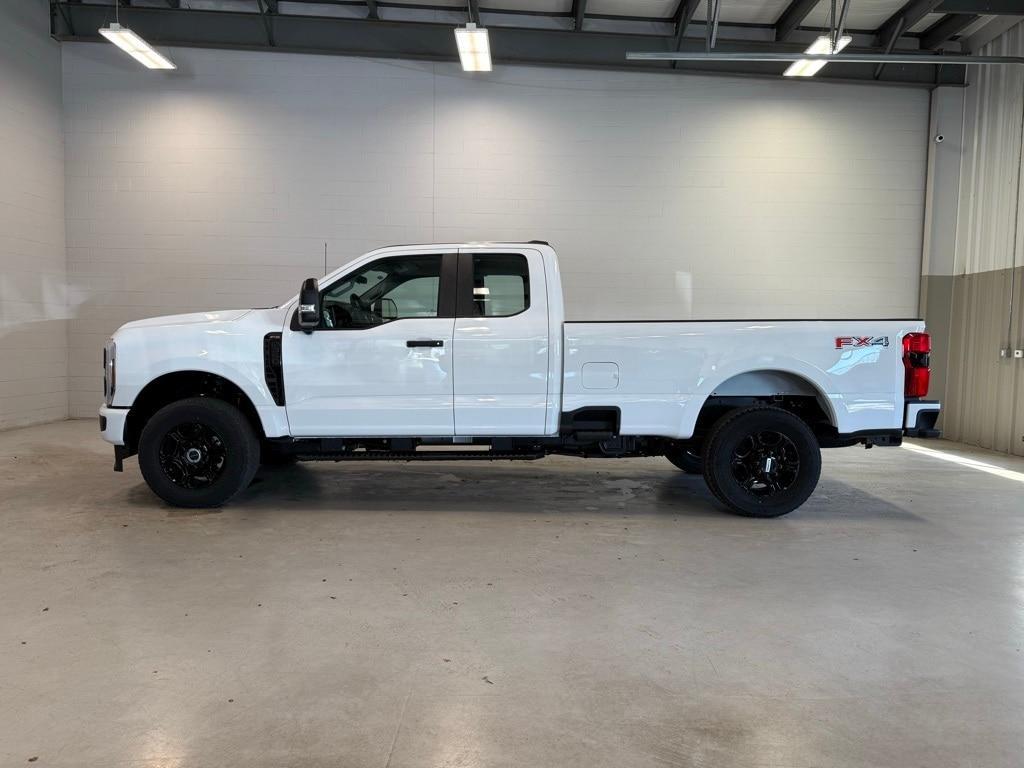 new 2025 Ford F-350 car, priced at $52,458