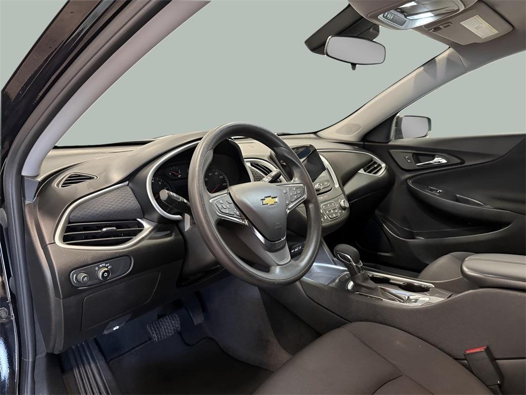used 2023 Chevrolet Malibu car