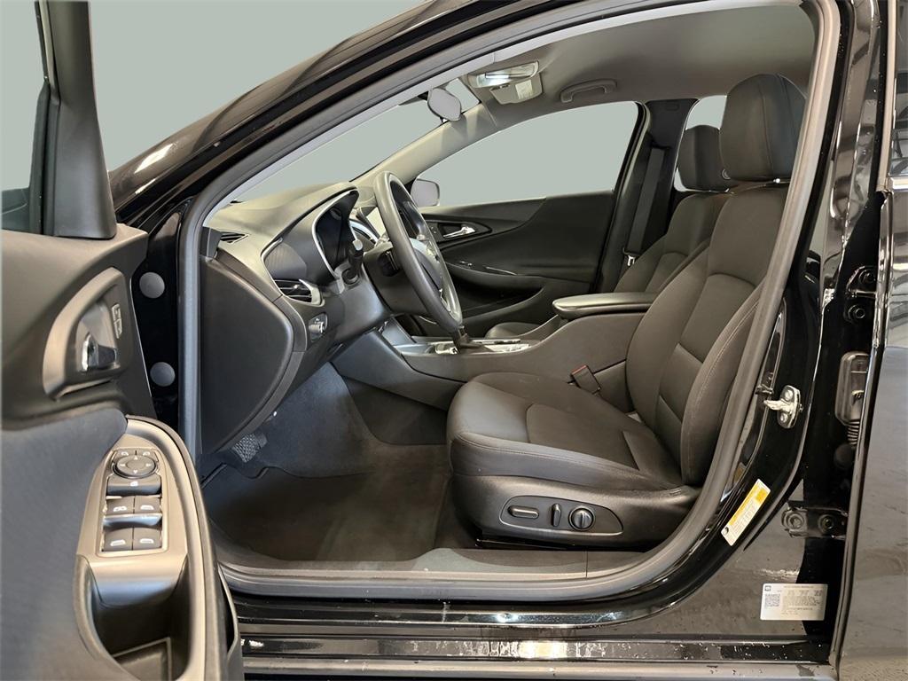 used 2023 Chevrolet Malibu car