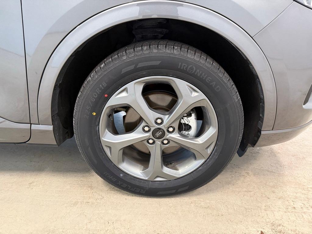 used 2023 Ford Escape car, priced at $24,995
