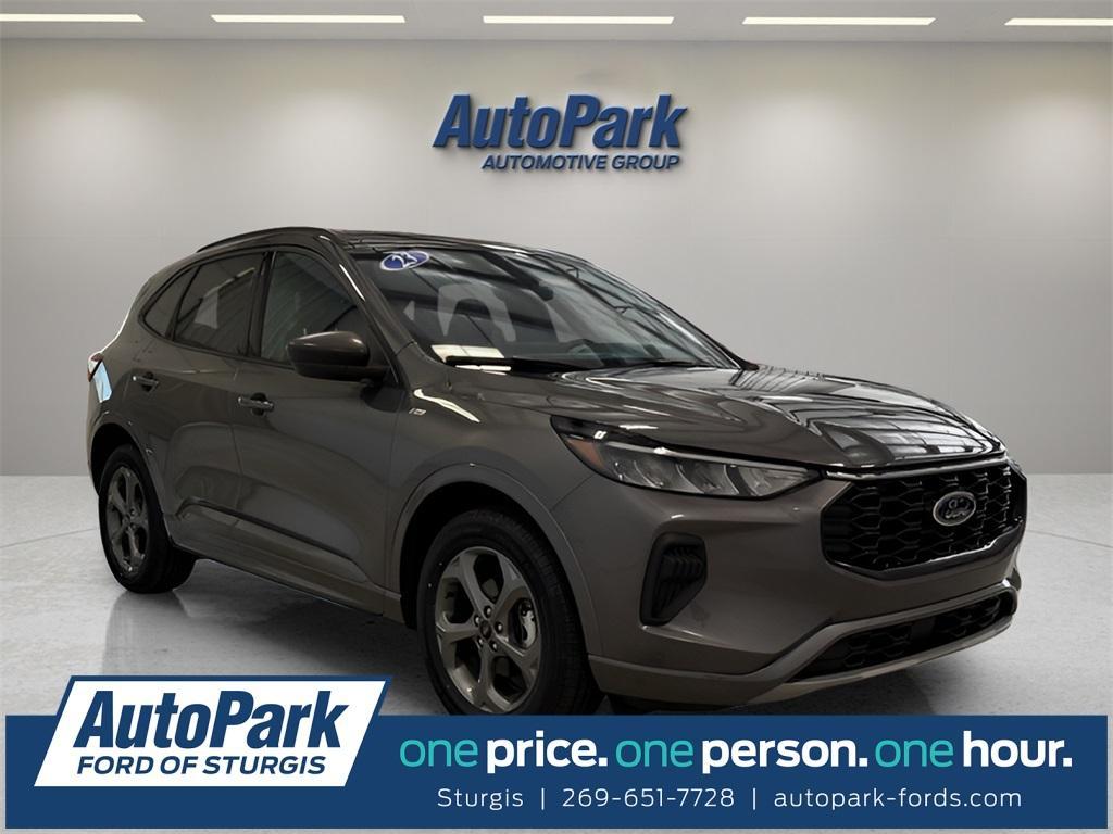 used 2023 Ford Escape car, priced at $24,995