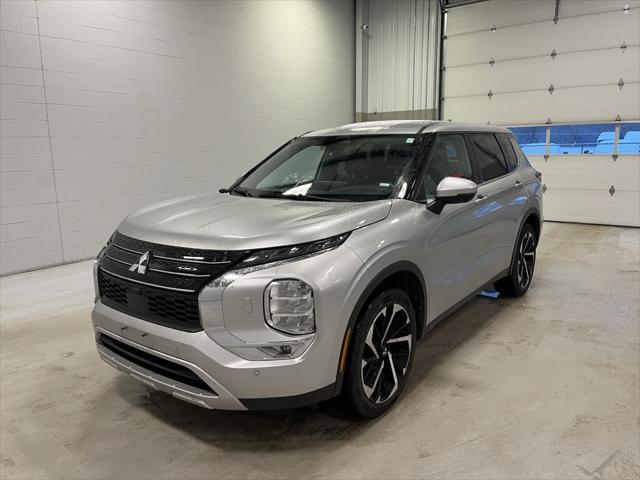 used 2023 Mitsubishi Outlander car, priced at $24,481