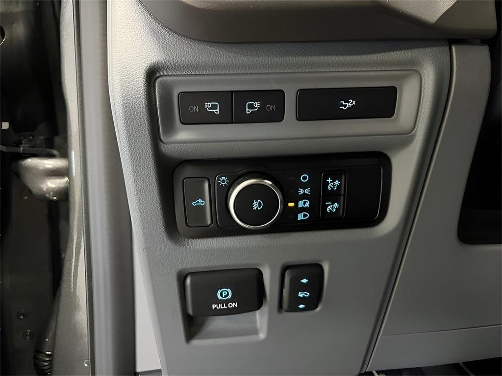 new 2024 Ford F-150 car, priced at $55,752