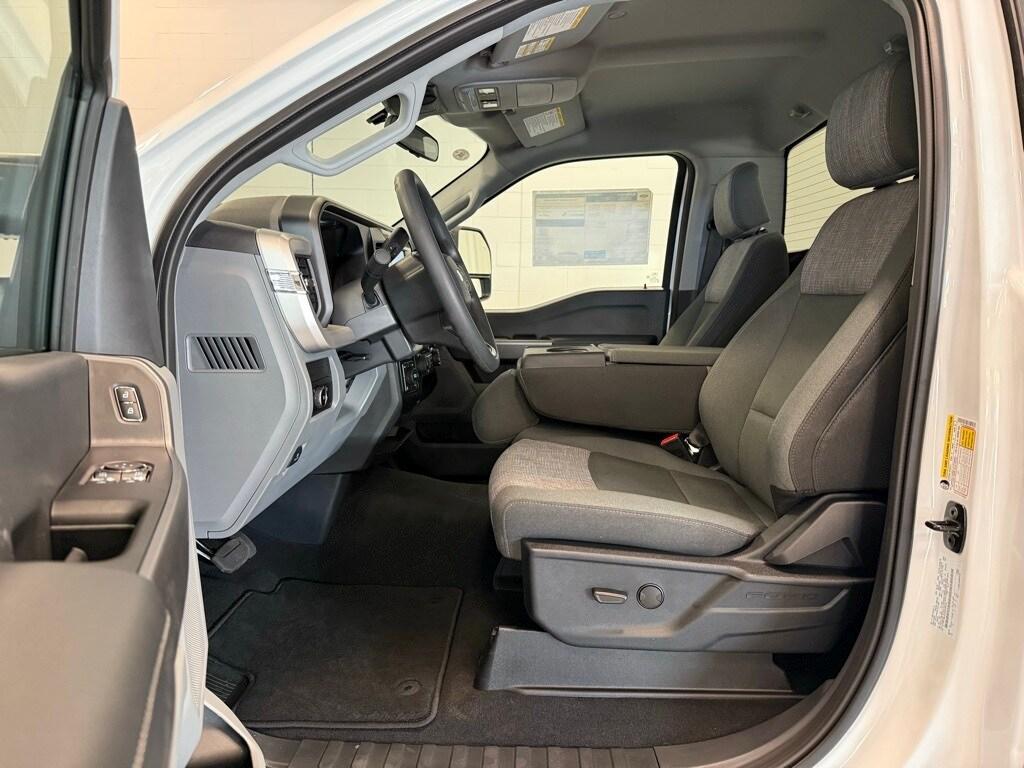 new 2025 Ford F-250 car, priced at $48,816