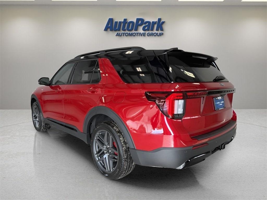 new 2025 Ford Explorer car, priced at $57,620