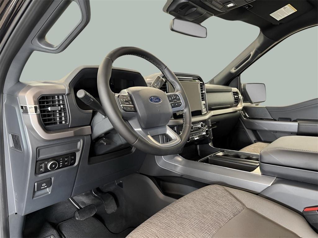 new 2025 Ford F-150 car, priced at $54,320