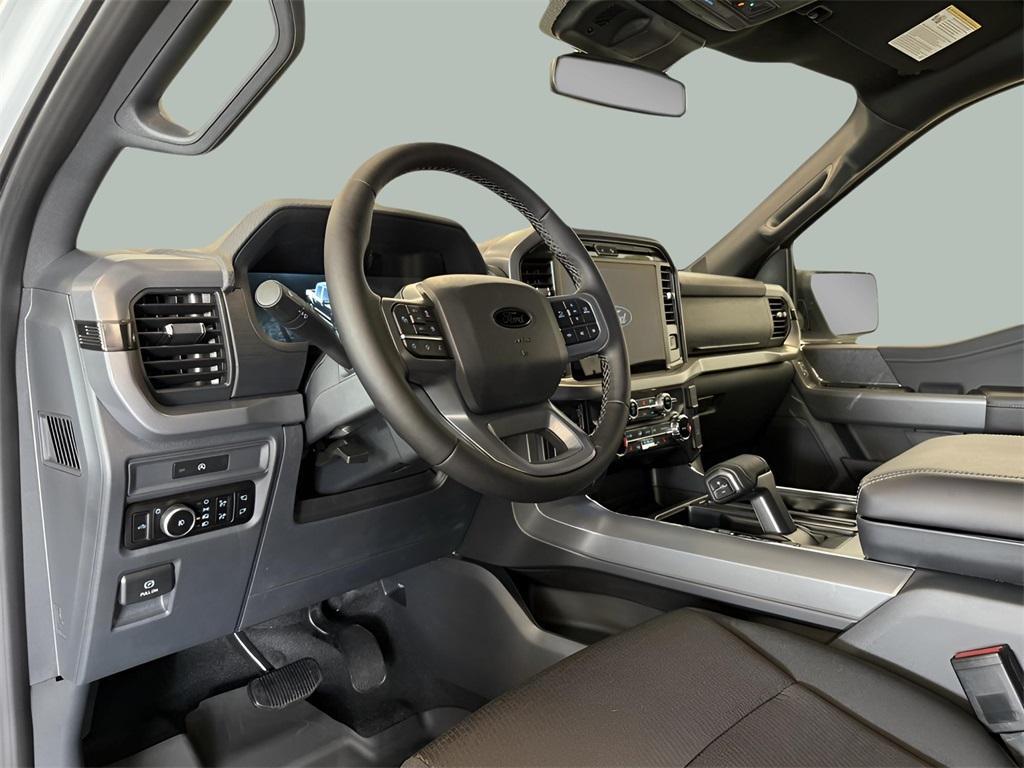 new 2025 Ford F-150 car, priced at $60,560