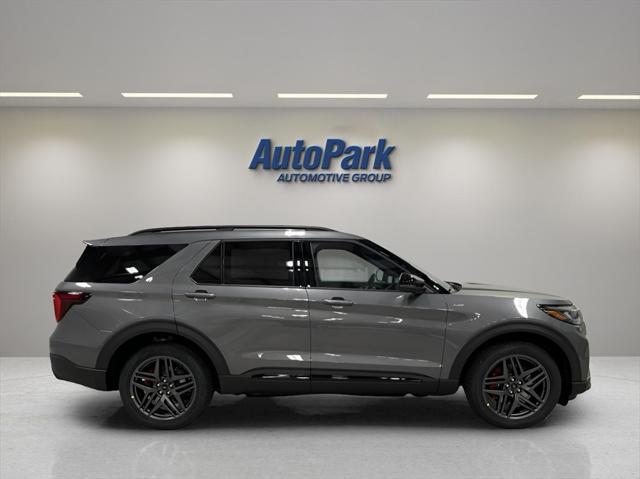 new 2025 Ford Explorer car, priced at $47,353