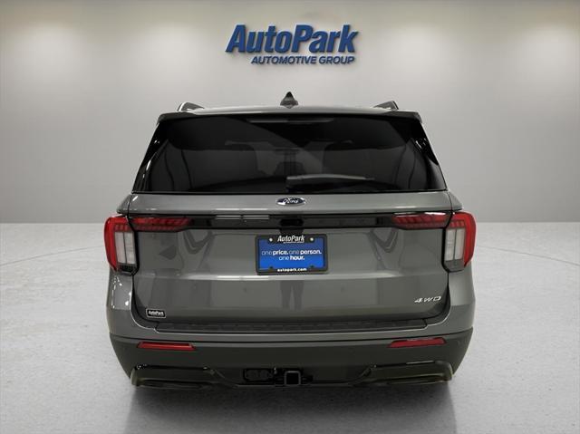 new 2025 Ford Explorer car, priced at $47,353