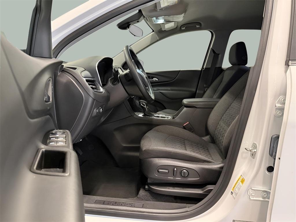 used 2024 Chevrolet Equinox car, priced at $21,995