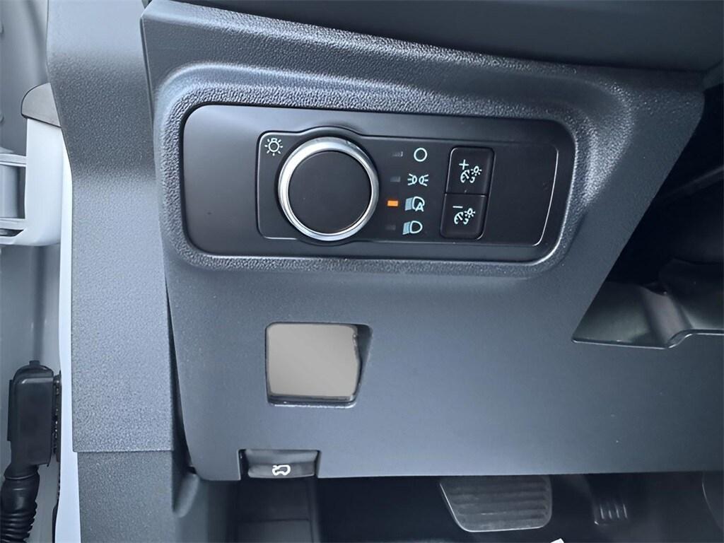 new 2025 Ford Bronco car, priced at $50,005