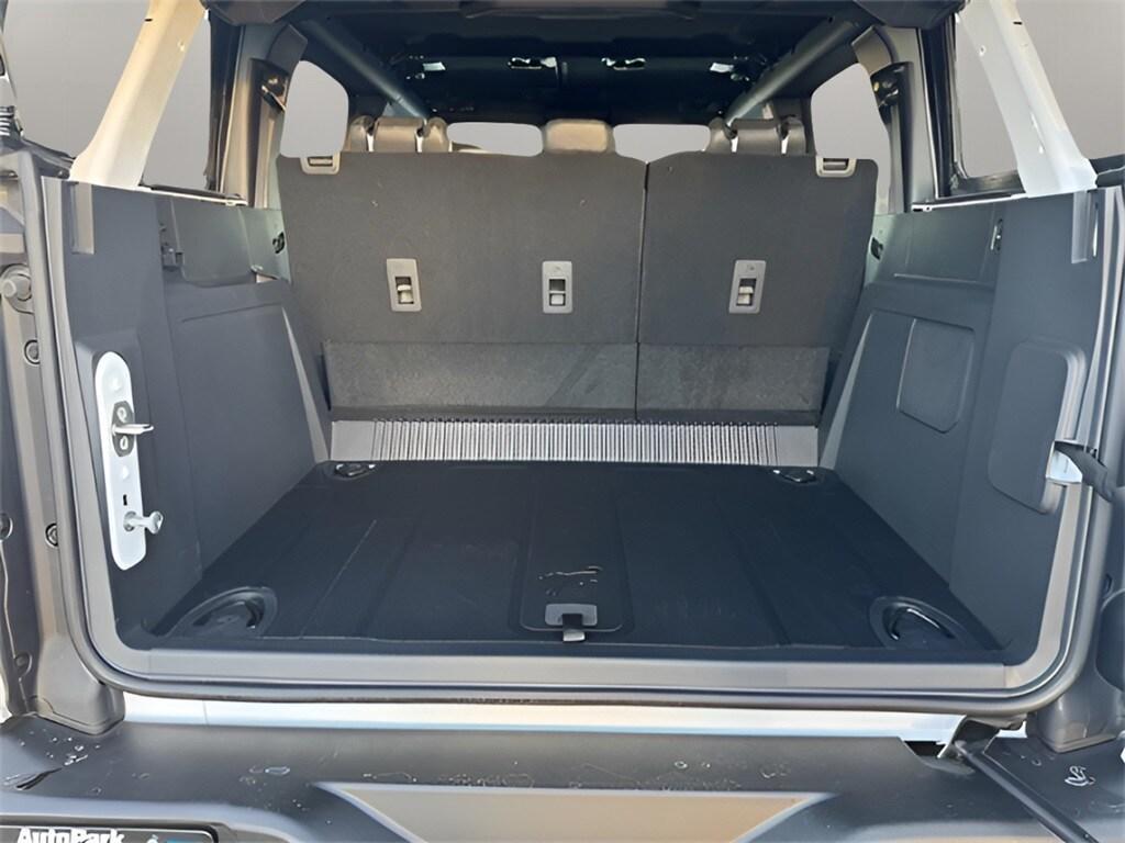 new 2025 Ford Bronco car, priced at $50,005