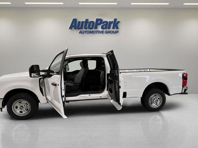 new 2024 Ford F-350 car, priced at $61,413