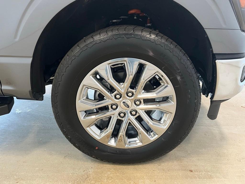 new 2025 Ford F-150 car, priced at $69,520