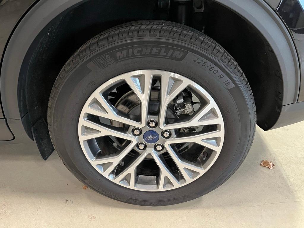 used 2022 Ford Escape car, priced at $21,995