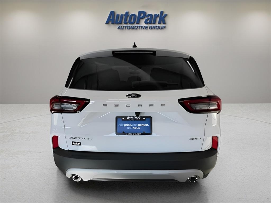 new 2025 Ford Escape car, priced at $27,995