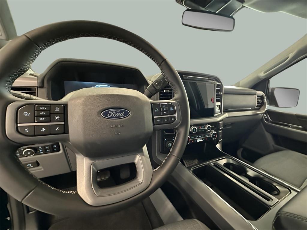 new 2025 Ford F-150 car, priced at $54,320