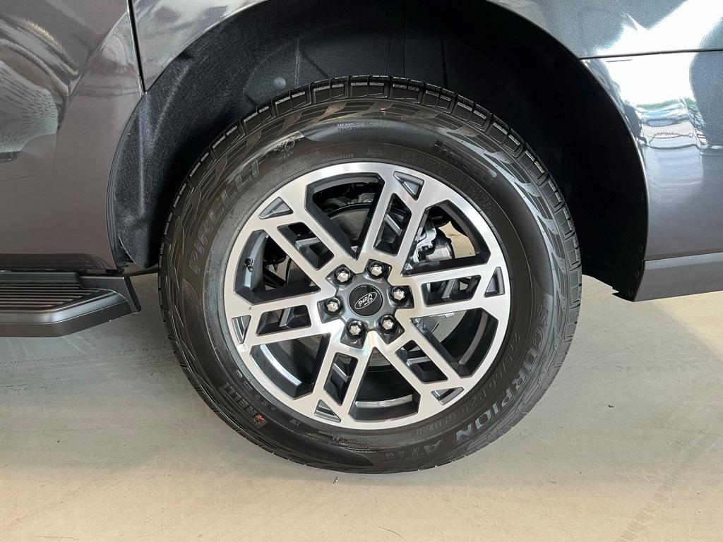 new 2025 Ford Expedition Max car, priced at $71,363