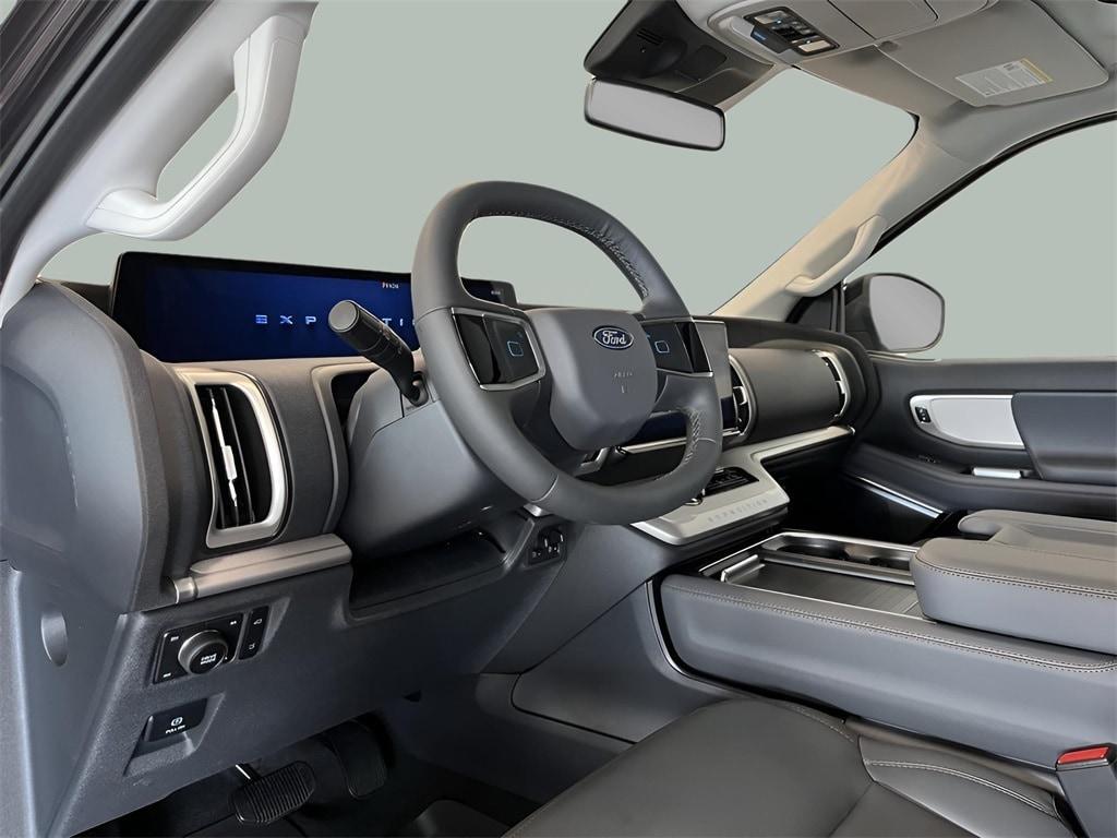 new 2025 Ford Expedition Max car, priced at $75,385