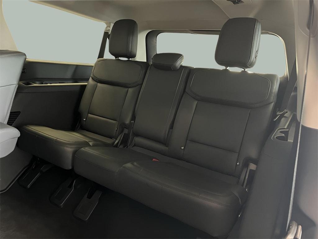 new 2025 Ford Expedition Max car, priced at $75,385