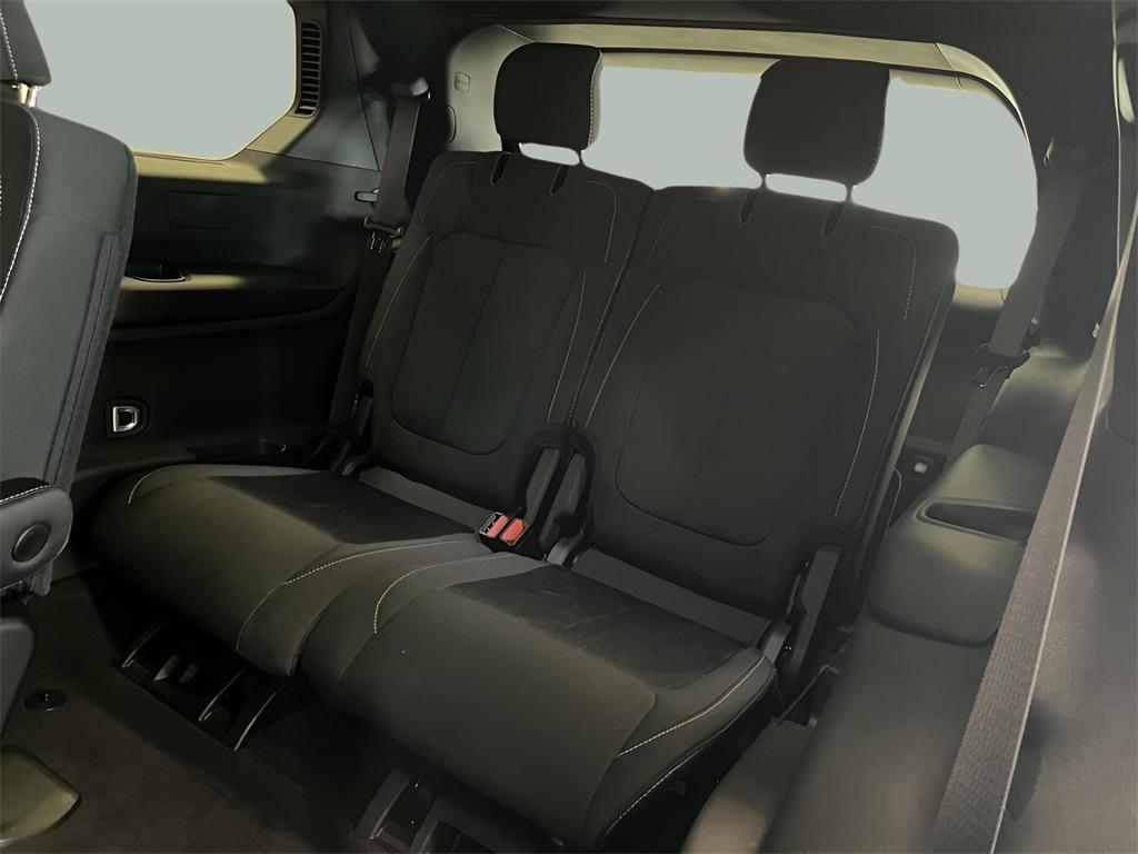 used 2024 Jeep Grand Cherokee L car, priced at $33,981