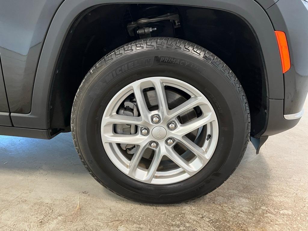 used 2024 Jeep Grand Cherokee L car, priced at $33,981