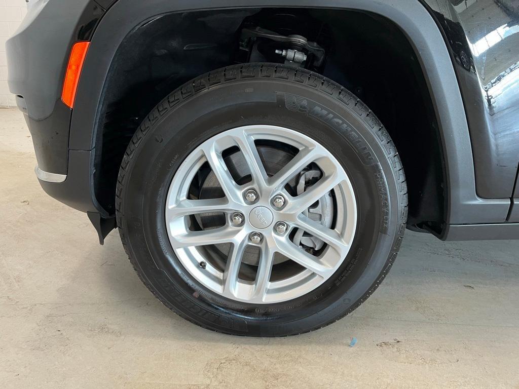 used 2024 Jeep Grand Cherokee L car, priced at $33,981