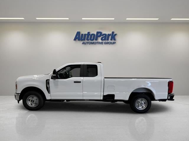 new 2024 Ford F-350 car, priced at $52,575