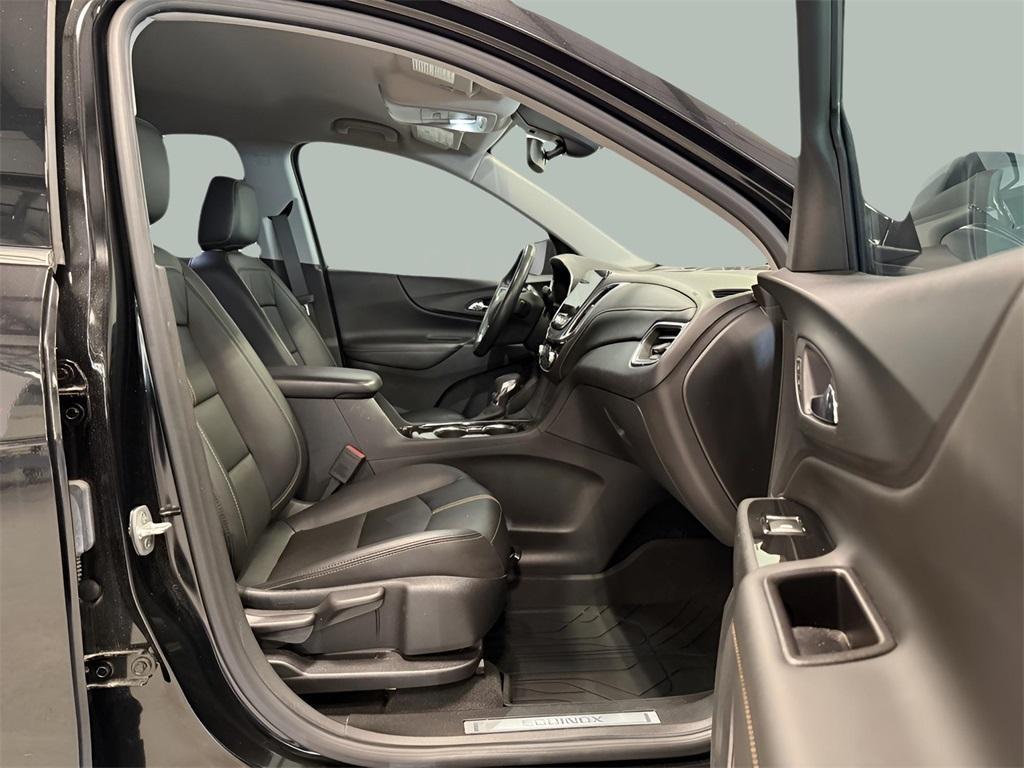 used 2022 Chevrolet Equinox car, priced at $19,995