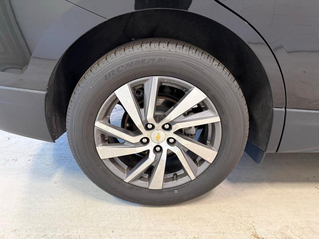 used 2022 Chevrolet Equinox car, priced at $19,995