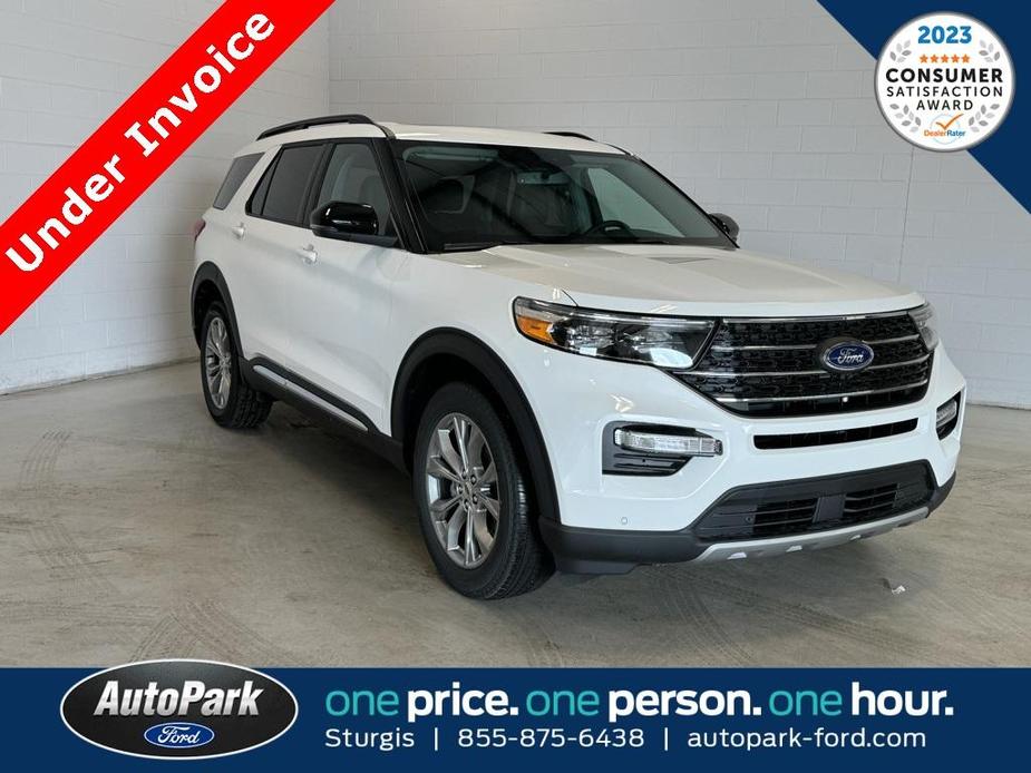 new 2024 Ford Explorer car, priced at $49,750
