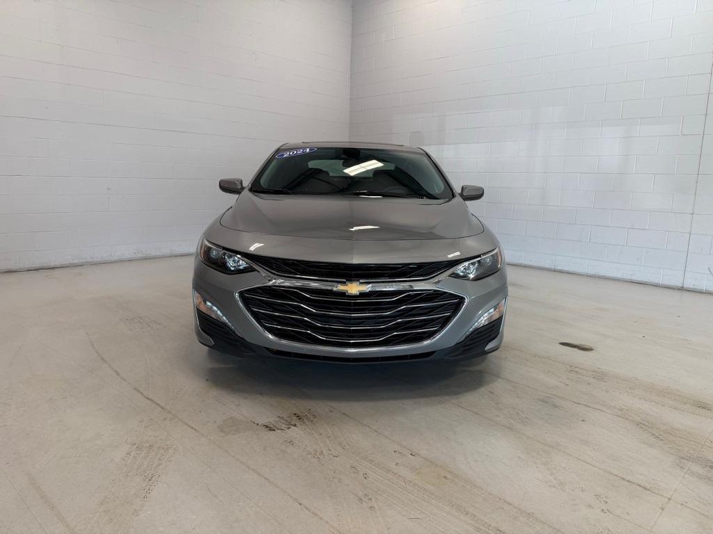 used 2024 Chevrolet Malibu car