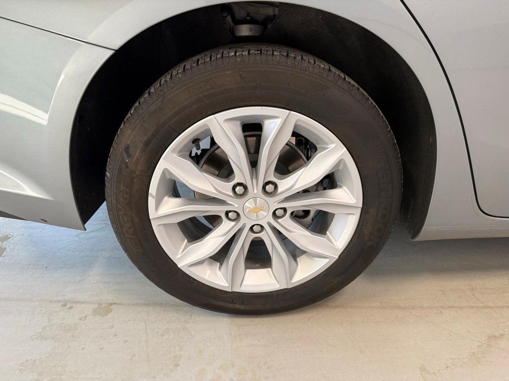 used 2024 Chevrolet Malibu car