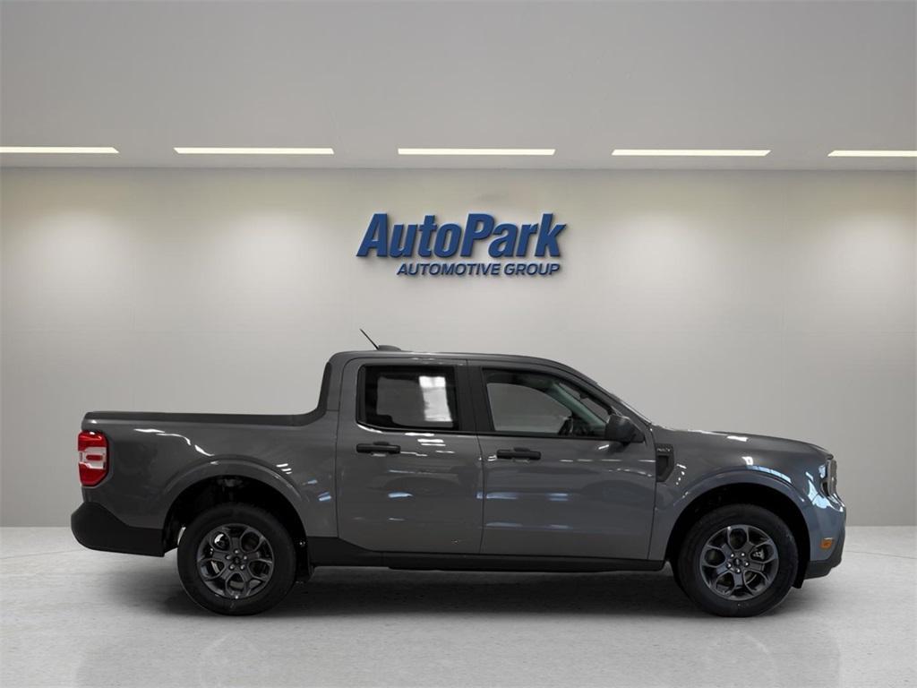 new 2025 Ford Maverick car