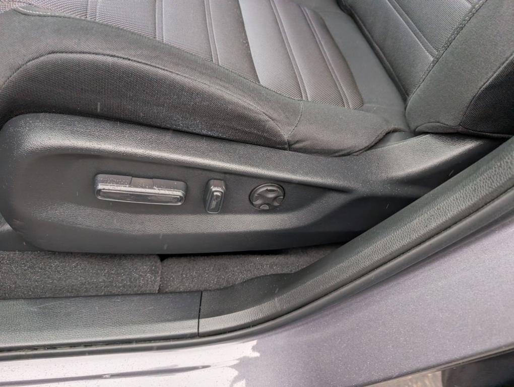 used 2022 Honda CR-V car, priced at $26,794