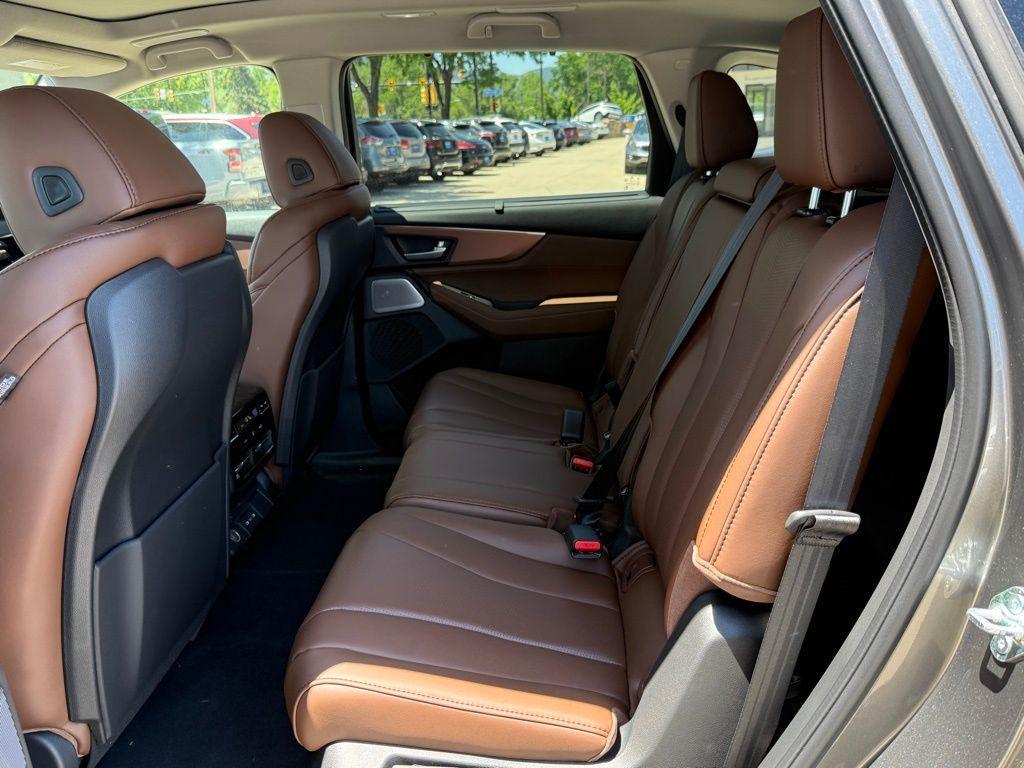 new 2025 Acura MDX car, priced at $61,449