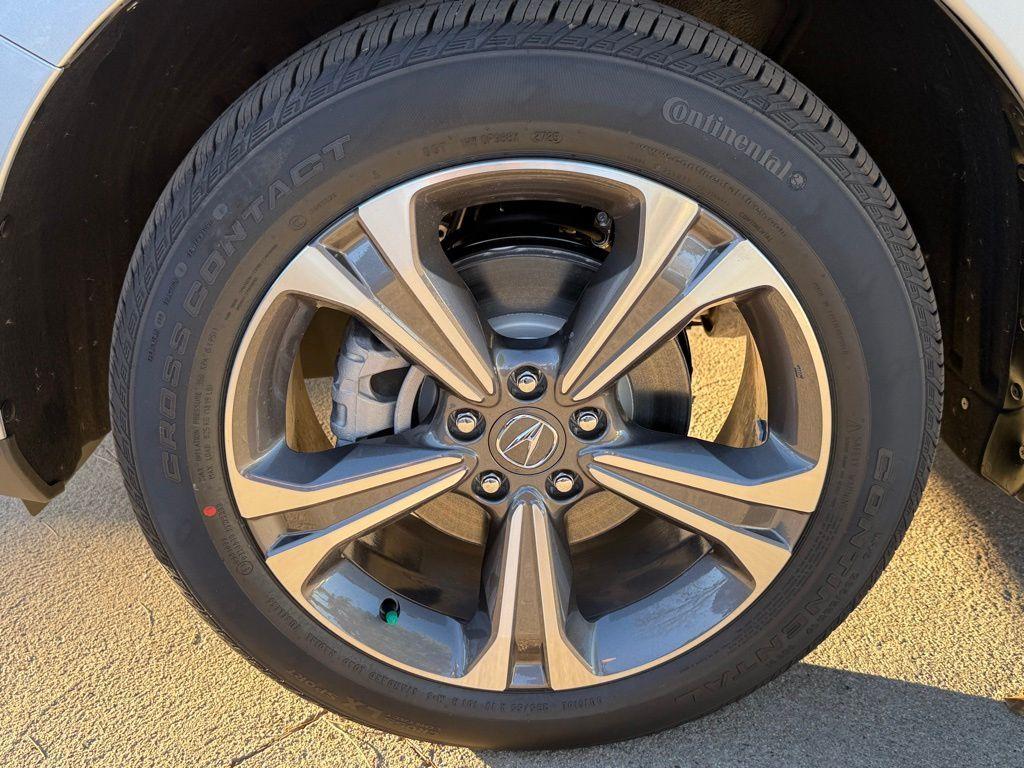 new 2025 Acura RDX car, priced at $48,650