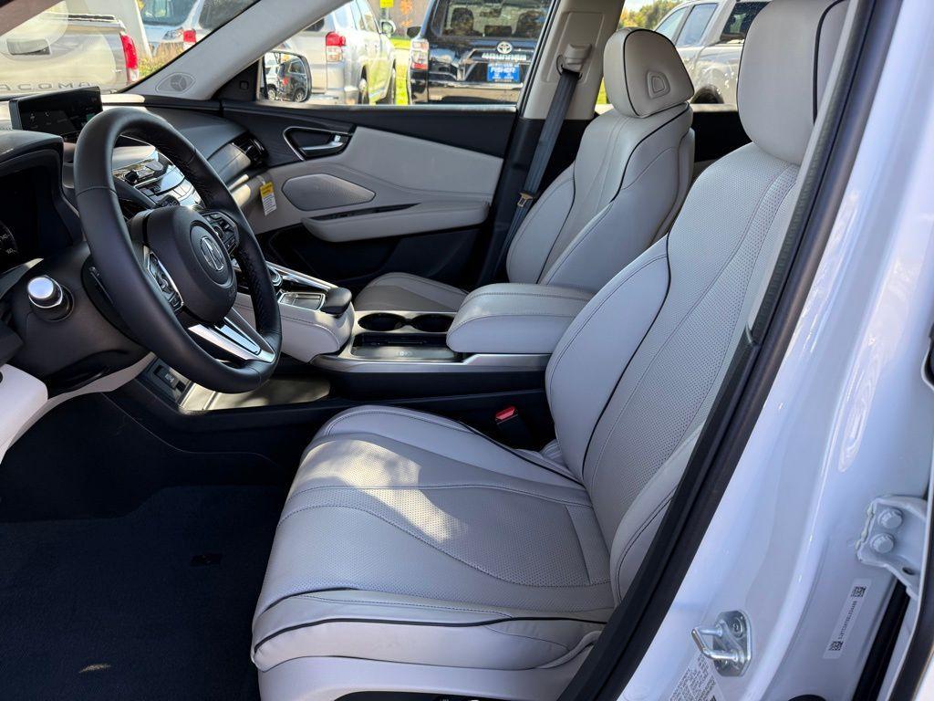 new 2025 Acura RDX car, priced at $54,400