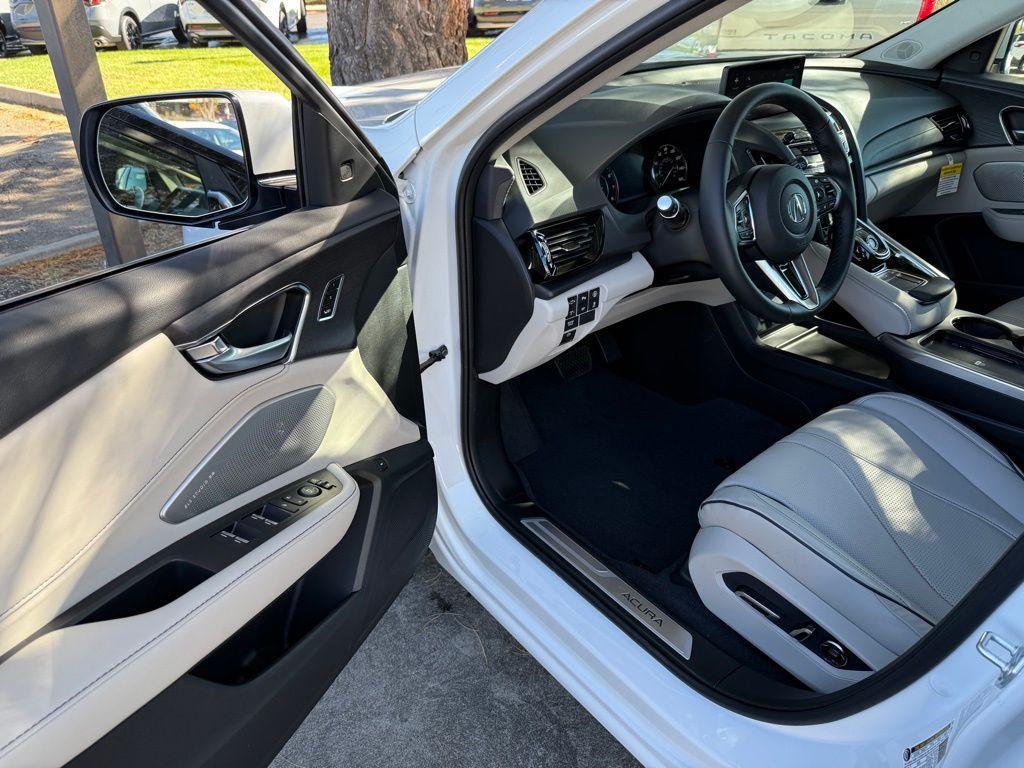 new 2025 Acura RDX car, priced at $54,400